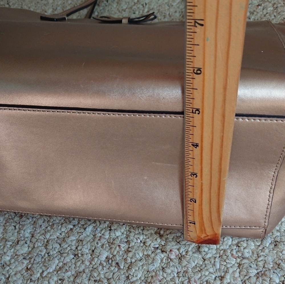 Kate Spade Sawyer Street Taden Metallic pink/rose gold large Tote Bag - Picture 8 of 16